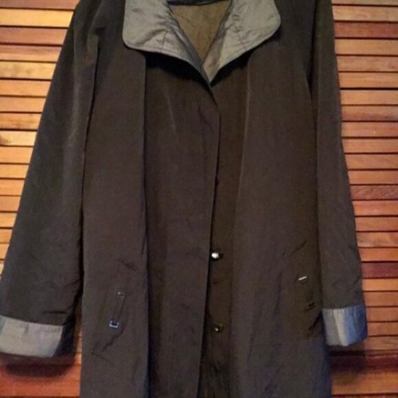 Brown gallery trench - Picture 5 of 5